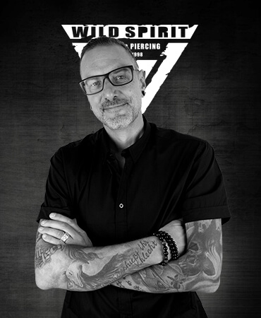 Tätowierer Siggi aus dem Tattostudio Wild Spirit in Hameln.